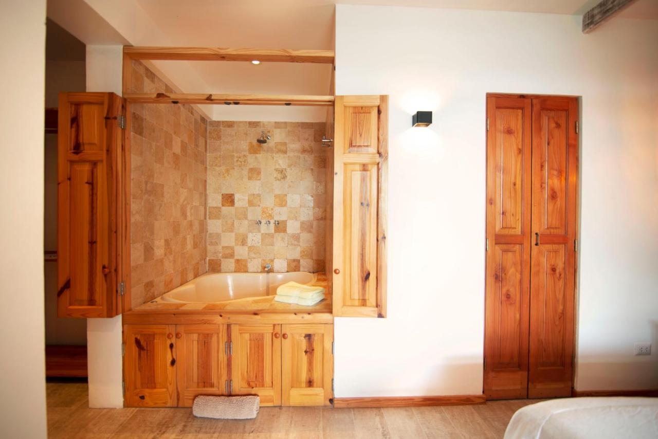 Kauhuhu Casa Hotel (Adults Only) 산 바르톨로 외부 사진