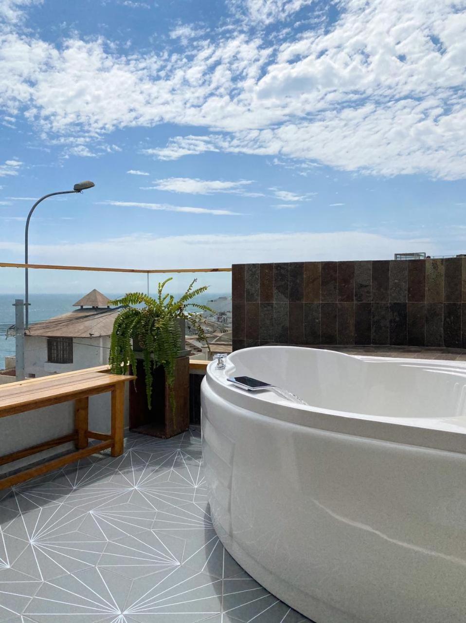 Kauhuhu Casa Hotel (Adults Only) 산 바르톨로 외부 사진